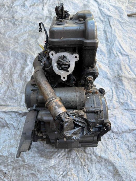 KTM 125 część owiewki silnik lagi koło