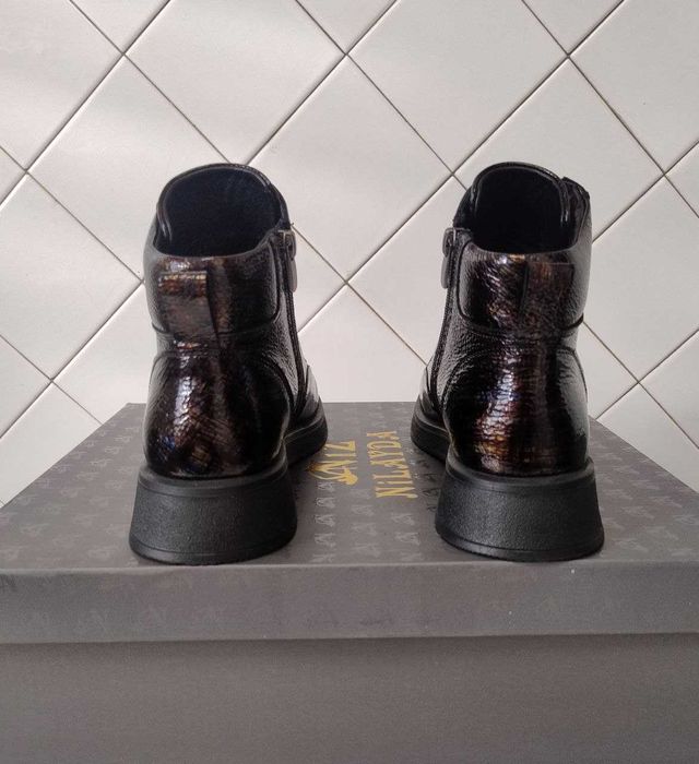 Женские демисезонные ботинки натуральная кожа темно-коричневый