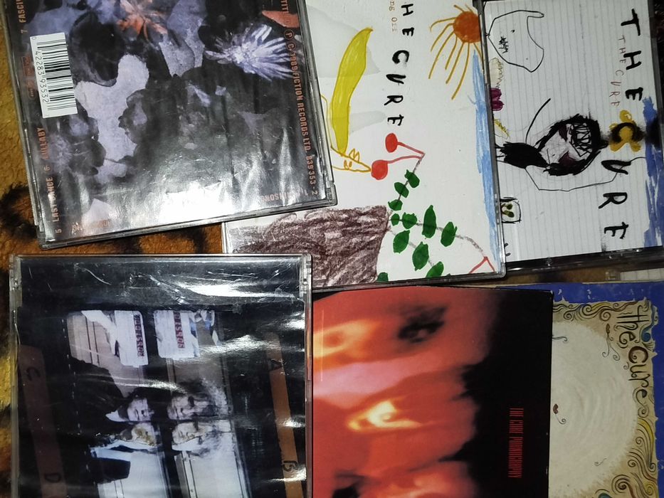 Płyty CD z spółki "THE CURE" płyty z całej działalności