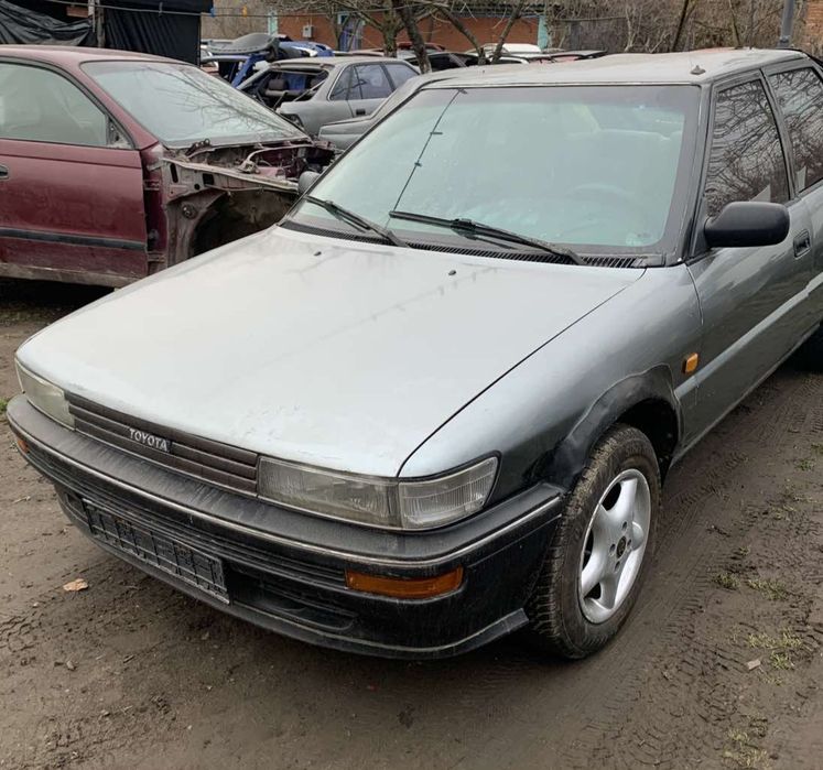 Запчасти Toyota corolla е90