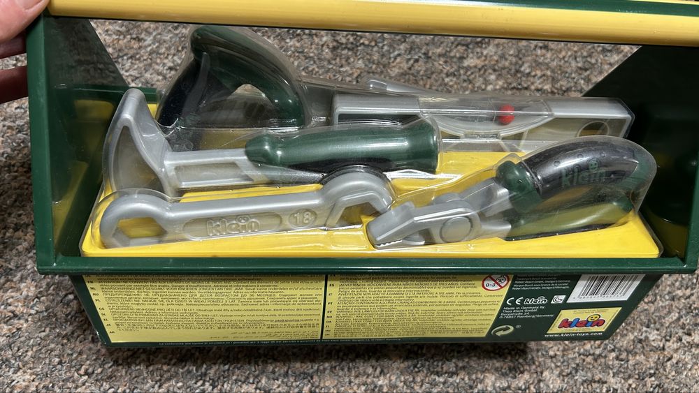 Narzędzia Bosch w skrzynce