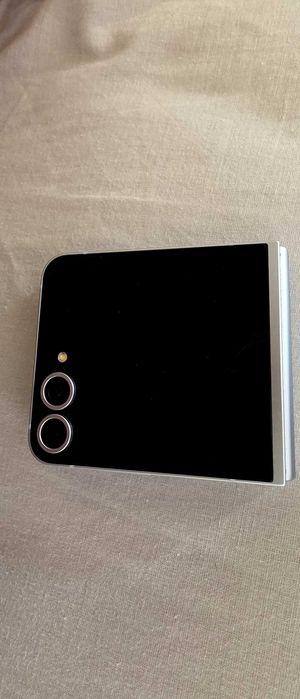 Telemóvel SAMSUNG FLIP6