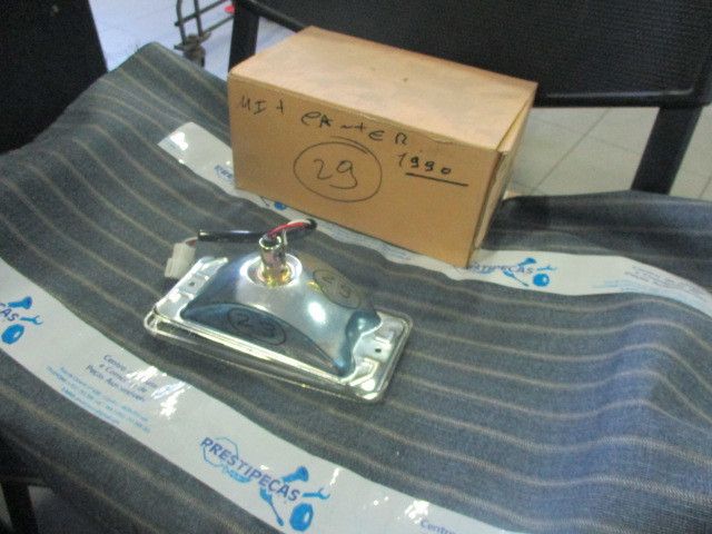 Farol nevoeiro frente direito MITSUBISHI Canter (FE5, FE6) VI