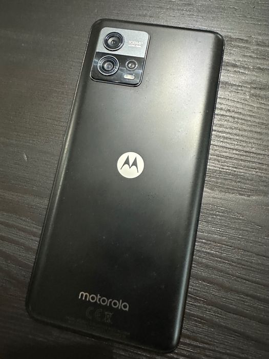 Smartfon Motorola g72 telefon, etui, ładowarka