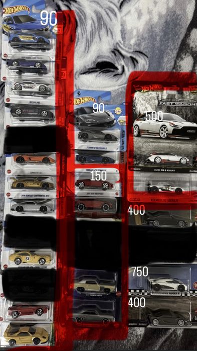 Hot wheels стан запаковані