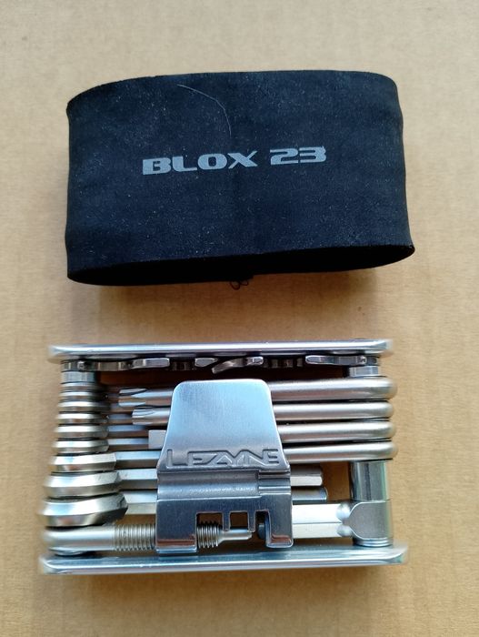 Equipamento de ciclismo calçado/ciclocomputador/ferramentas