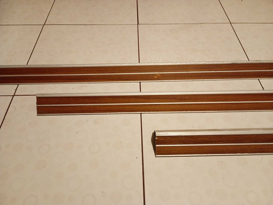 Карнизы из  алюминия двойные СССР, Крепления