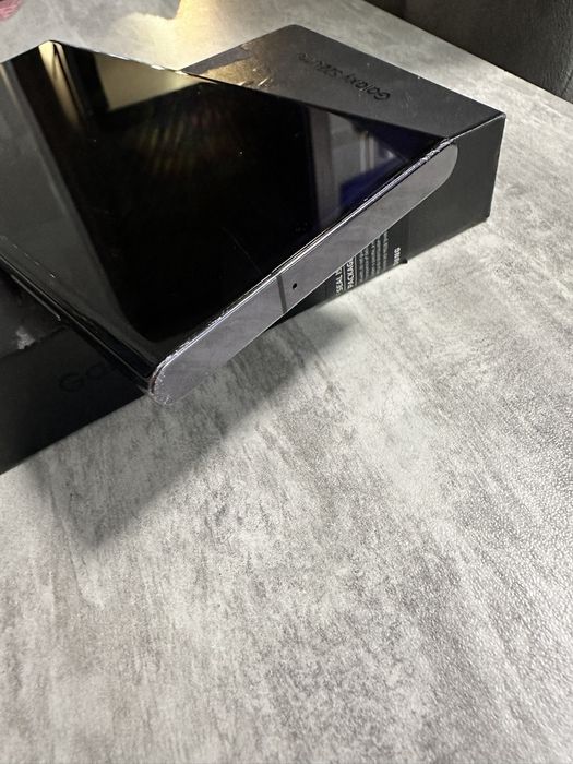 Samsung s22 ultra 8/128