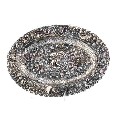 Prata - Grande travessa oval em prata - Século XIX