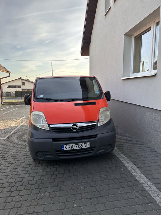 Opel Vivaro  LONG 2.0 CDTi  115 KM  klima •  hak•bluetooth•z Austri