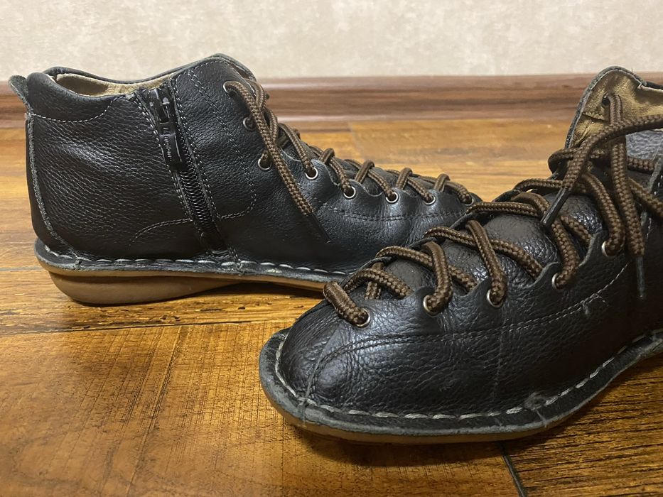 Ботинки  жіночі демі р 39 вуст 25 см з натур.  шкіри і курточка демі