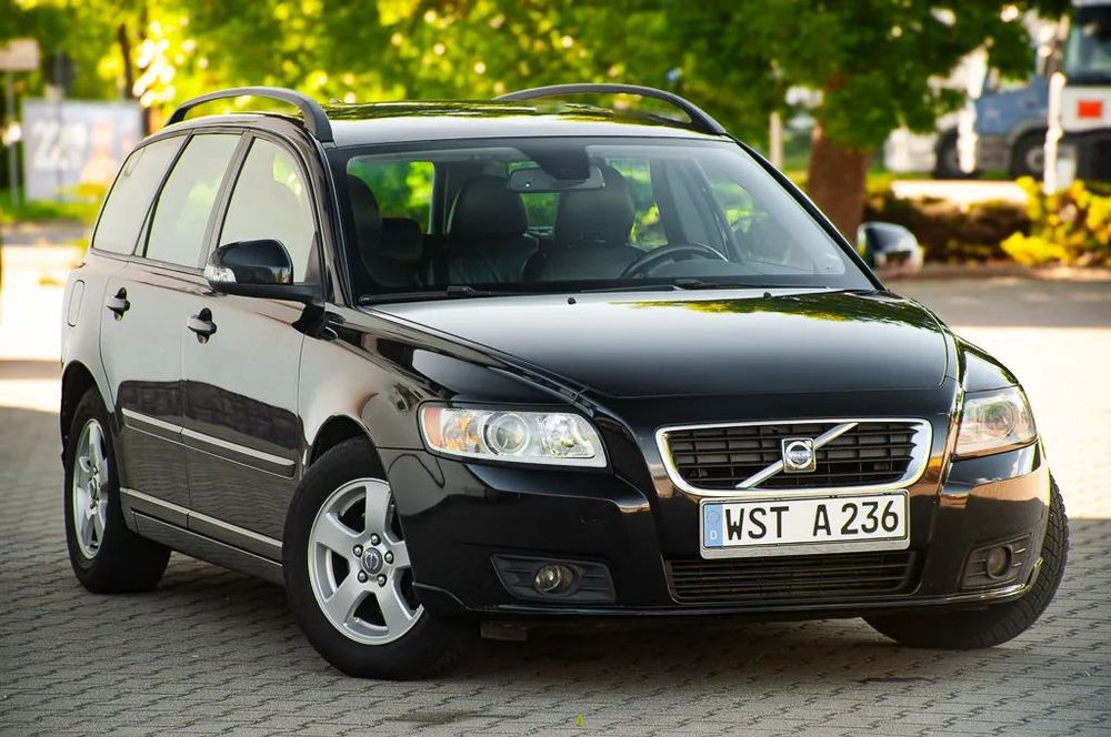Volvo V50