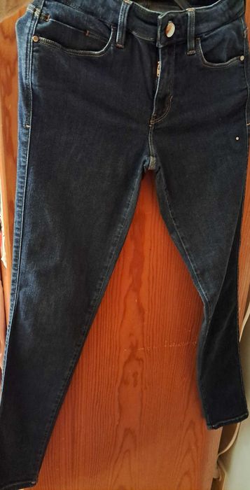 Calça de ganga escura guess