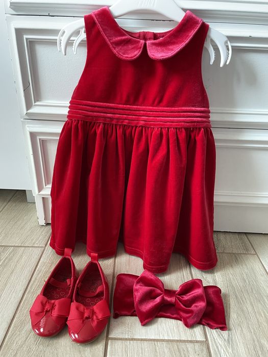 Новий комплект 68 роз