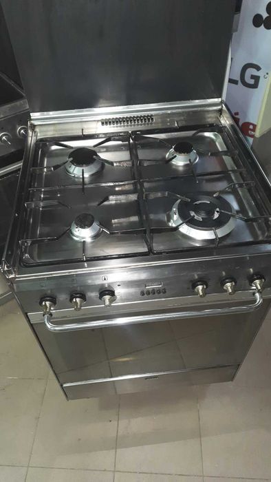 Професійна газова плита Smeg ci65mvdk2