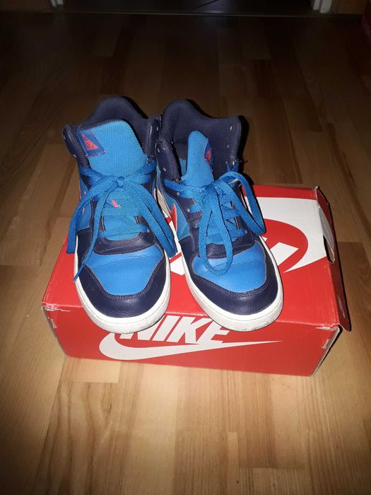 Nike mid buty roz.39