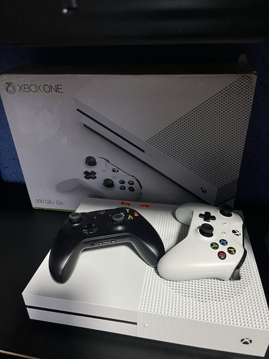 Приставка xbox one s 1 тб