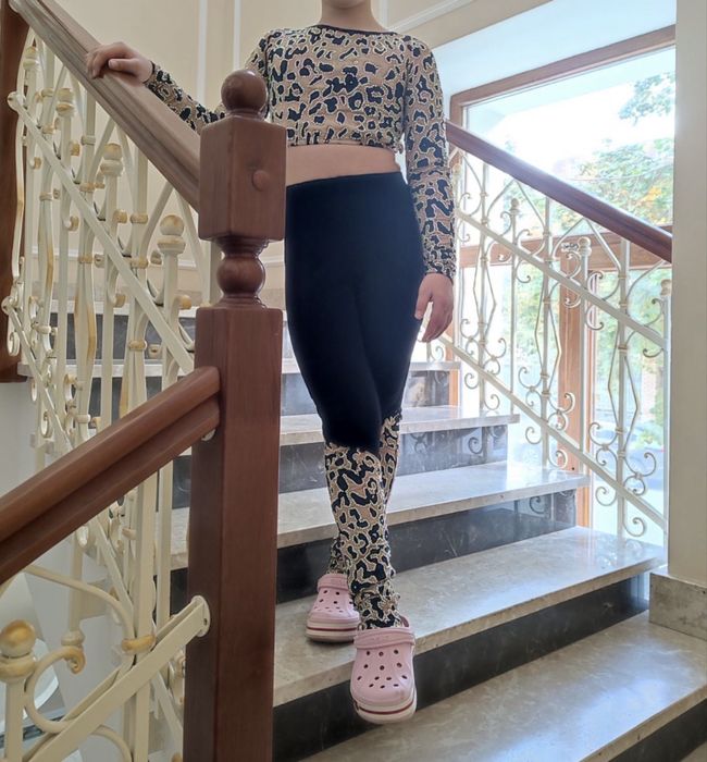 Продам костюм для гімнастики