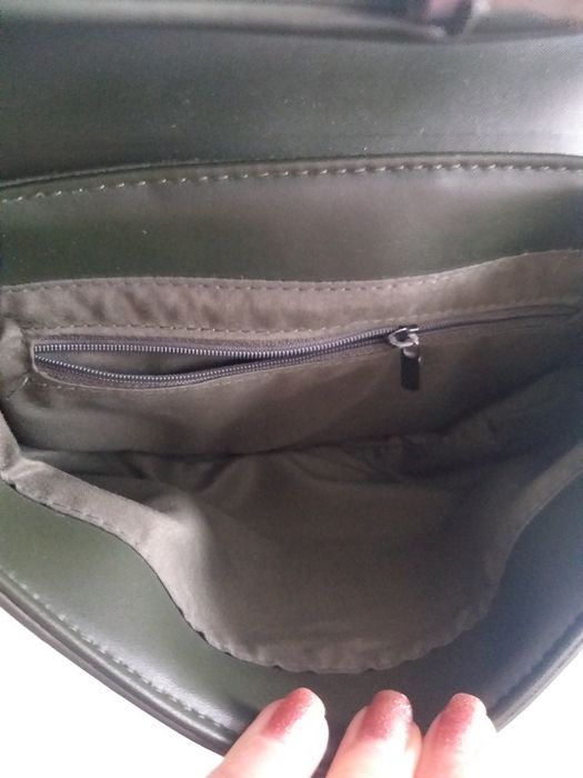 Torebka z klamrą podkową