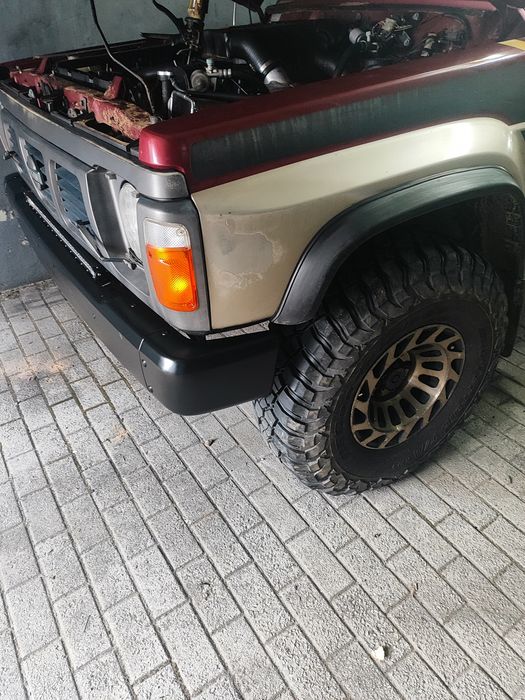 Nissan Patrol y 60 longo
