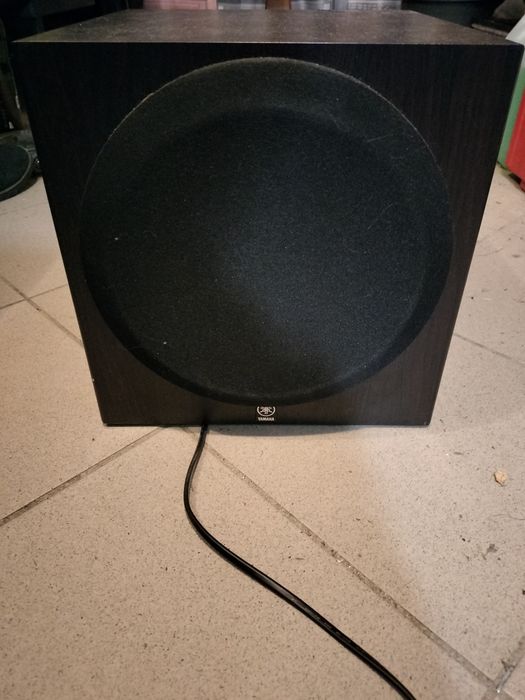 Subwoofer Yamaha yst-sw012