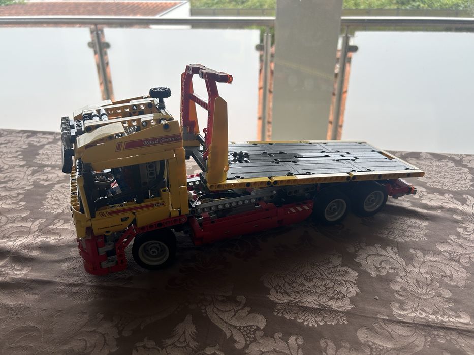 Lego 8109 Technic Camião de Plataforma