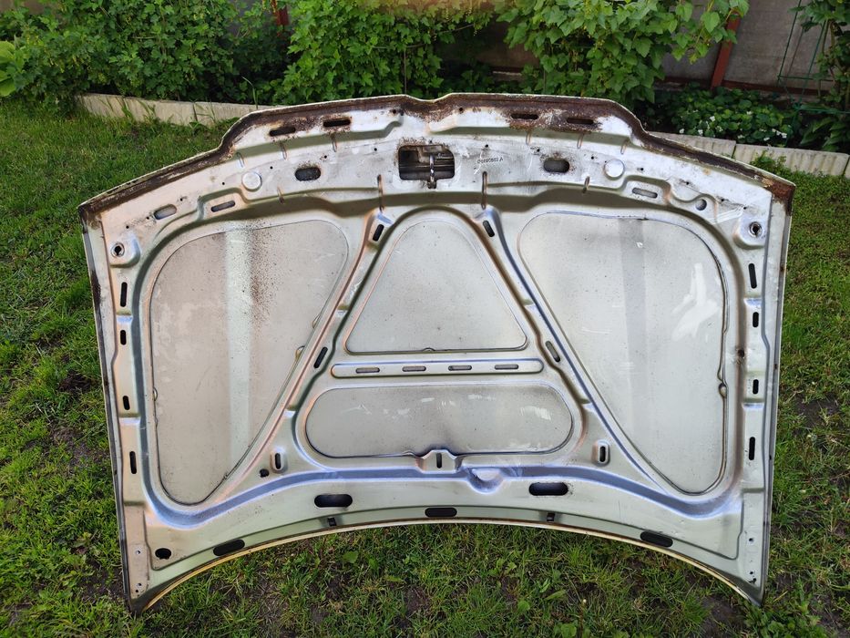 Капот VW Bora 1997-2005