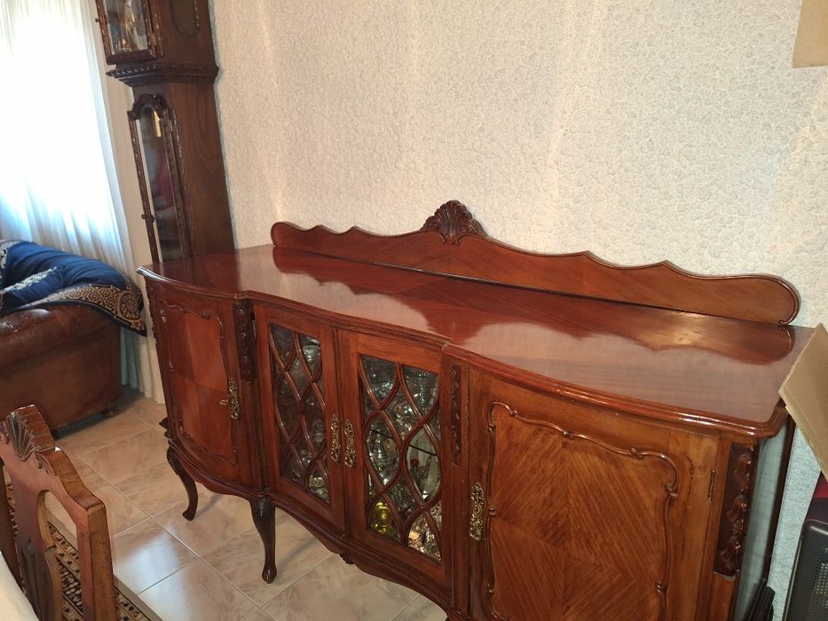 Mobilia sala Queen Anne