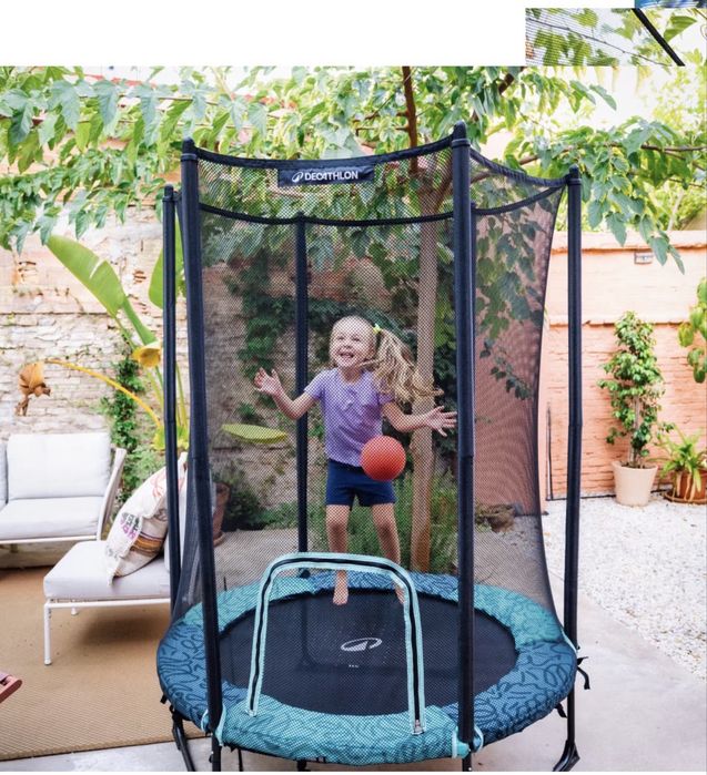 Trampolim para crianca da Decathlon Novo na caixa