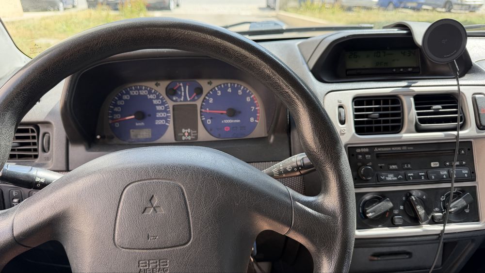 Pajero Pinin (H60W)