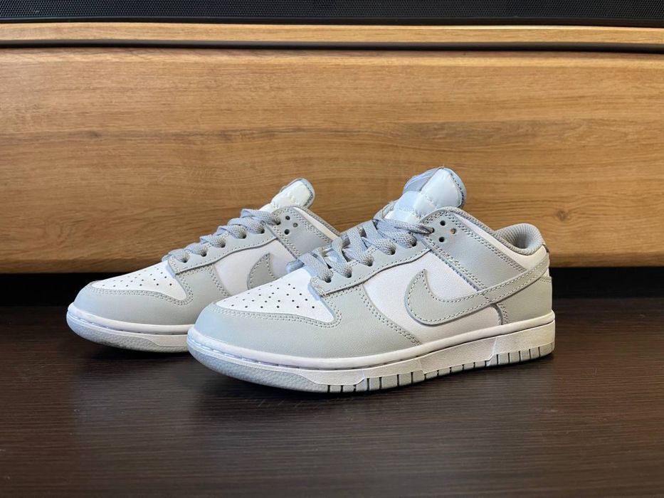 nike dunk white - купить кроссовки женские - Цена на OLX.ua