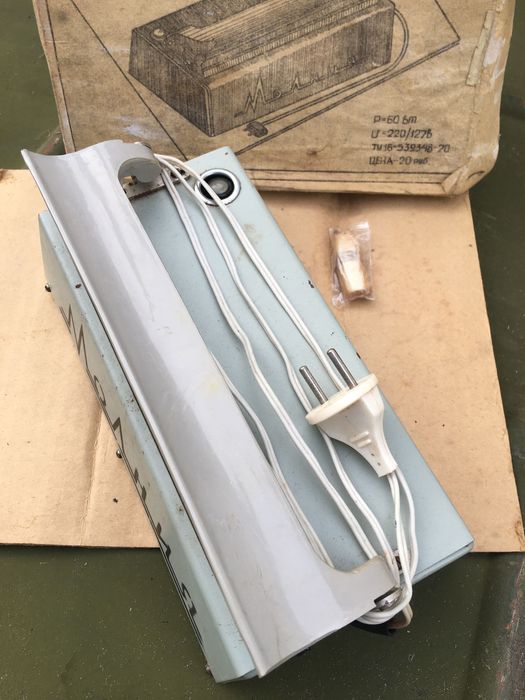 Бытовой электроприбор для запайки сварки полиэтиленовых пакетов