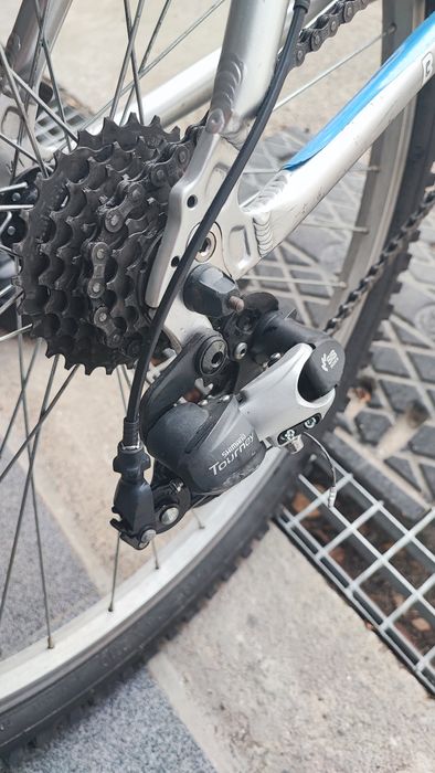 Bicicleta Berg Country S1 shimano 18v + pedais de encaixe