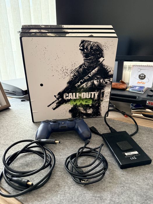Vendo ps4 Pro usada