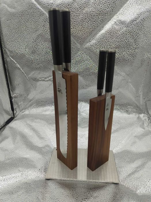 Stojak na noże  Kai   made in Japan