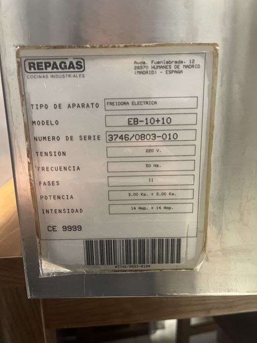 Fritadeira eletrica 2 cubas monofasica