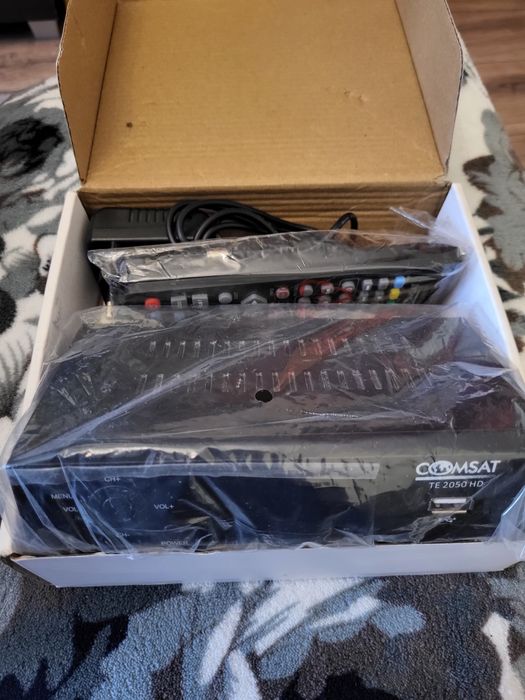 Dekoder tuner naziemny TV COMSAT TE2050HD H.265 HEVC DVB-T2