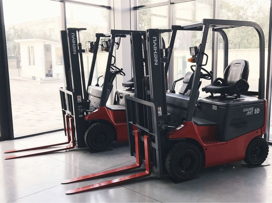 Навантажувач, погрузчик, кара, вилковий навантажувач Toyota