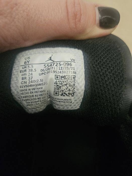 Buty dziecięce Nike Jordan r. 38.5