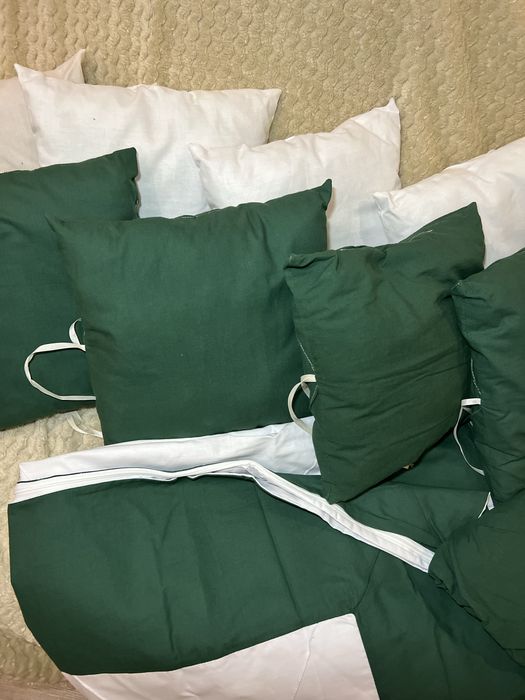 Бортики/подушки в ліжечко+постіль