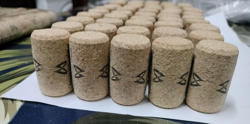 Pack de 100 Rolhas Aglomeradas  - Novas