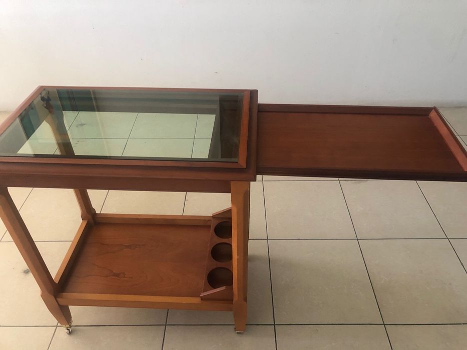 Movel bar, em cerejeira