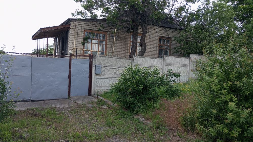Продам гарний будинок з Автономним опаленням у Тернівському районі