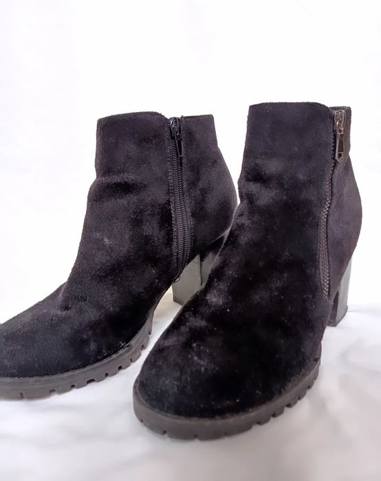 Botas Pretas de Salto