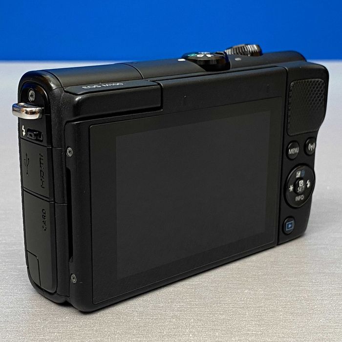 Canon EOS M100 (Corpo) - 24.2MP