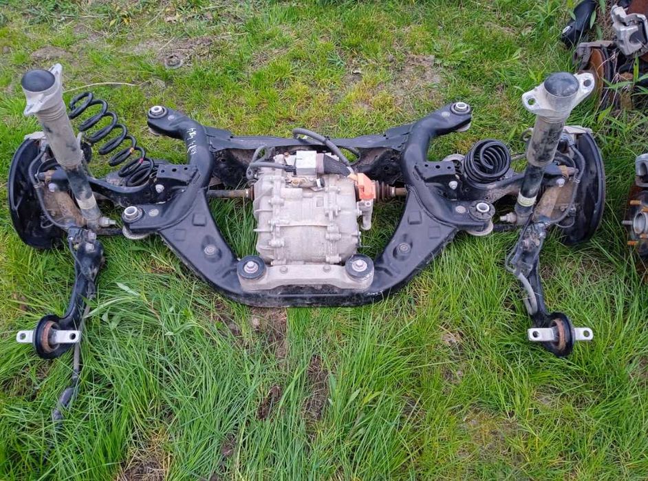 Підвіска Toyota Rav4 V передня або задня підрамник разборка
