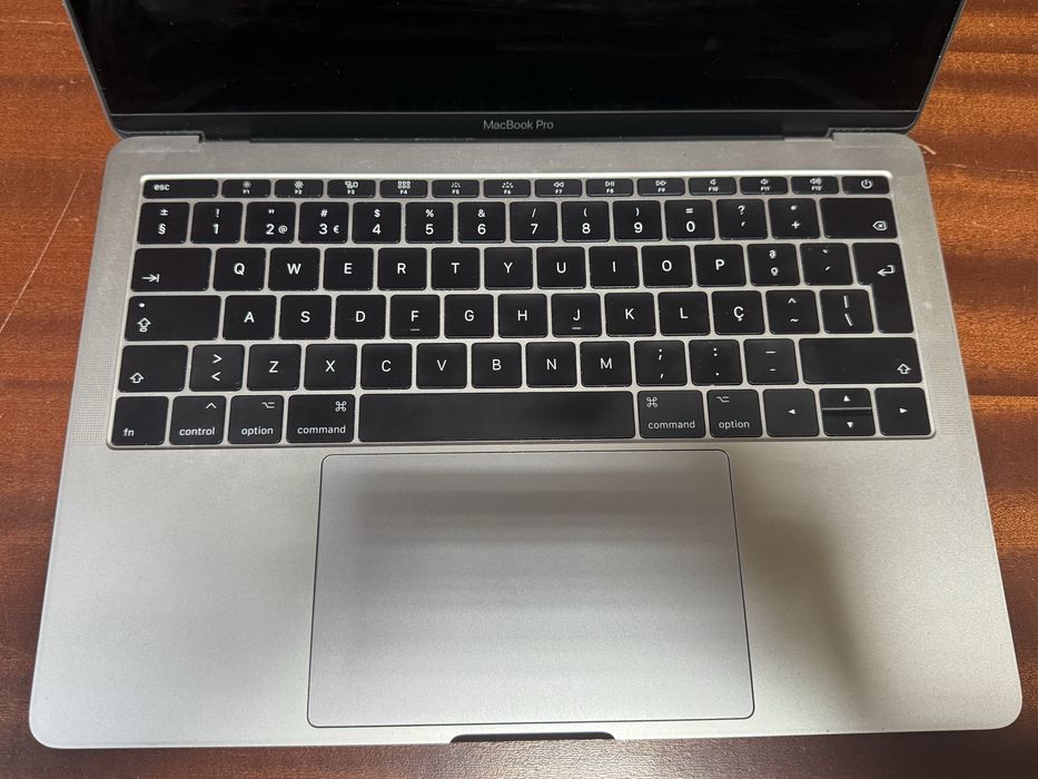 MacBook Pro – Excelente Estado – 128GB SSD – 270 Ciclos
