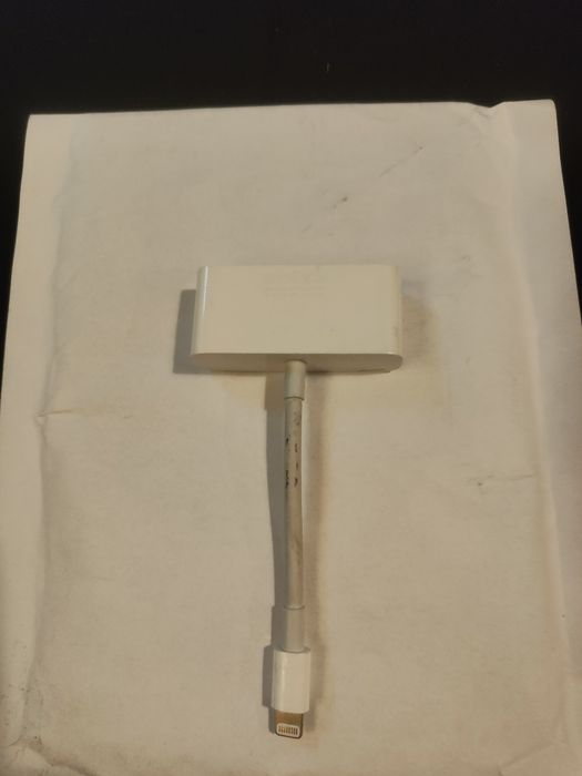 Adapter APPLE Lightning to VGA Adapter