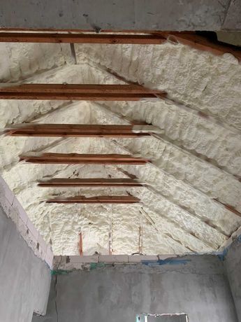 Утеплення піною (пінополіуретан) ППУ Звягель