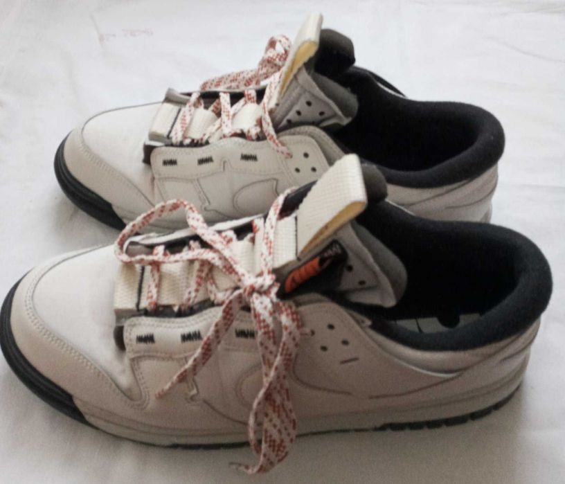 Кроссовки Nike кожа размер 44 - 45 стелька 28 см